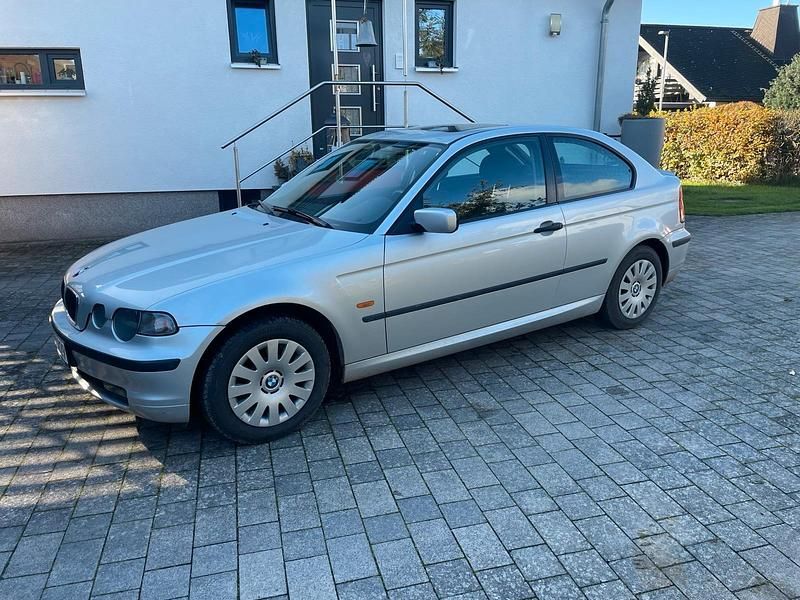 Silber Gebraucht 2005 BMW 316 Compact Kleinwagen | 2.850 € (Fairer Preis) - Bild 1/4