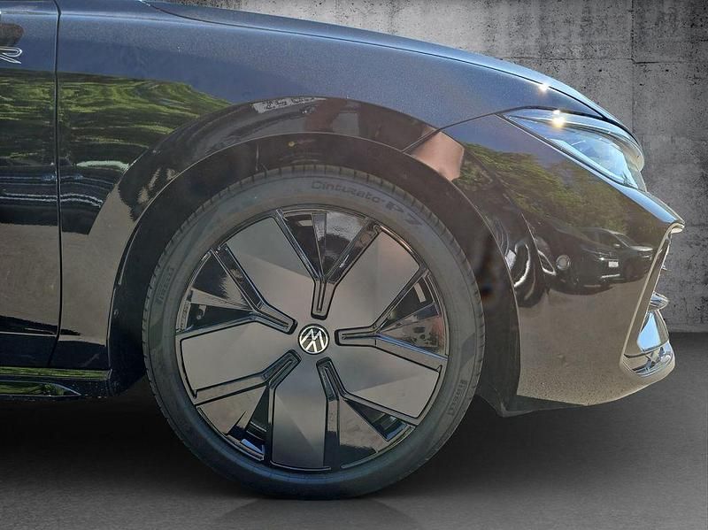 Gebraucht VW Passat R-line 150 PS (110 kW) 2024 Schwarz Kombi