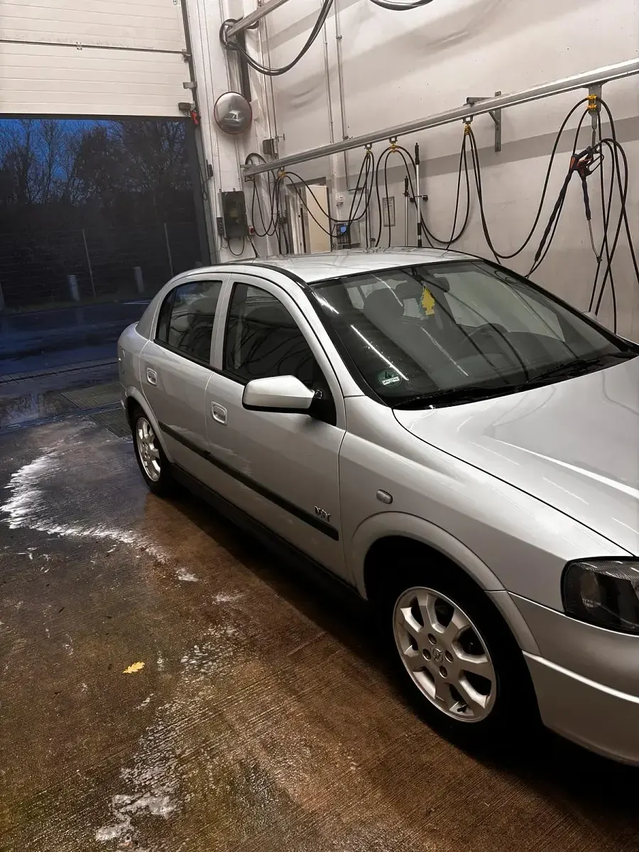 Gebraucht Opel Astra Njoy 101 PS (74 kW) 2003 Grau Limousine