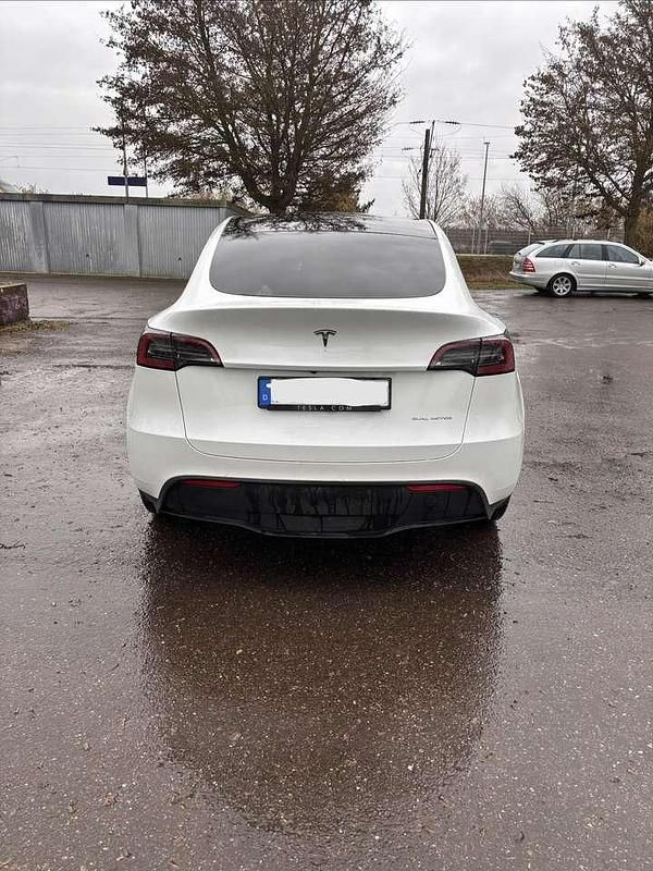 Gebraucht Tesla Model Y 378 kW (514 PS) 2024 Weiß SUV