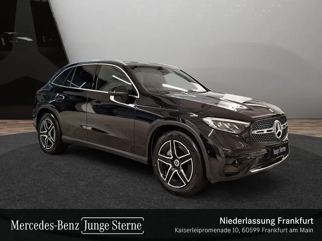 Gebraucht Mercedes GLC220 AMG 197 PS (144 kW) 2025 Schwarz SUV