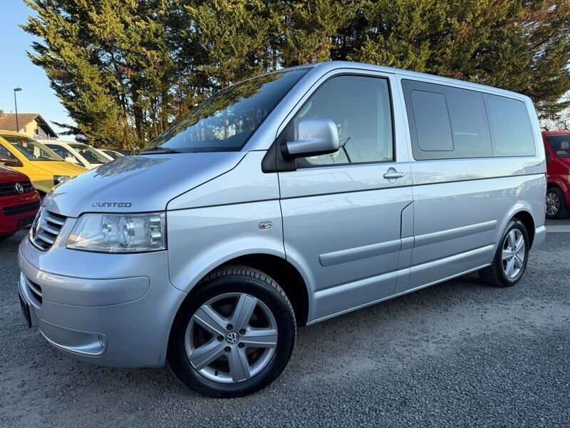 Silber Gebraucht 2009 VW T5 United Van | 20.499 € - Bild 1/4