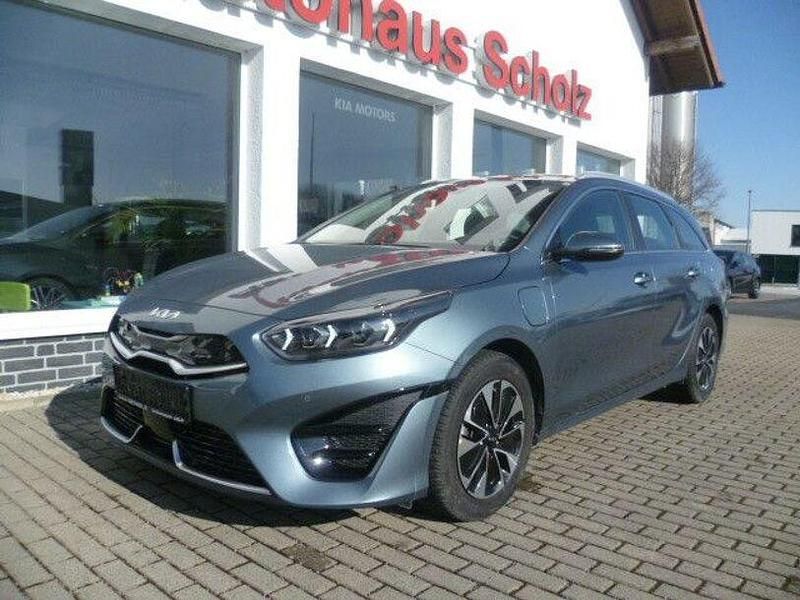 Andere Gebraucht 2024 Kia Ceed Limousine | 26.890 € (Fairer Preis) - Bild 1/4