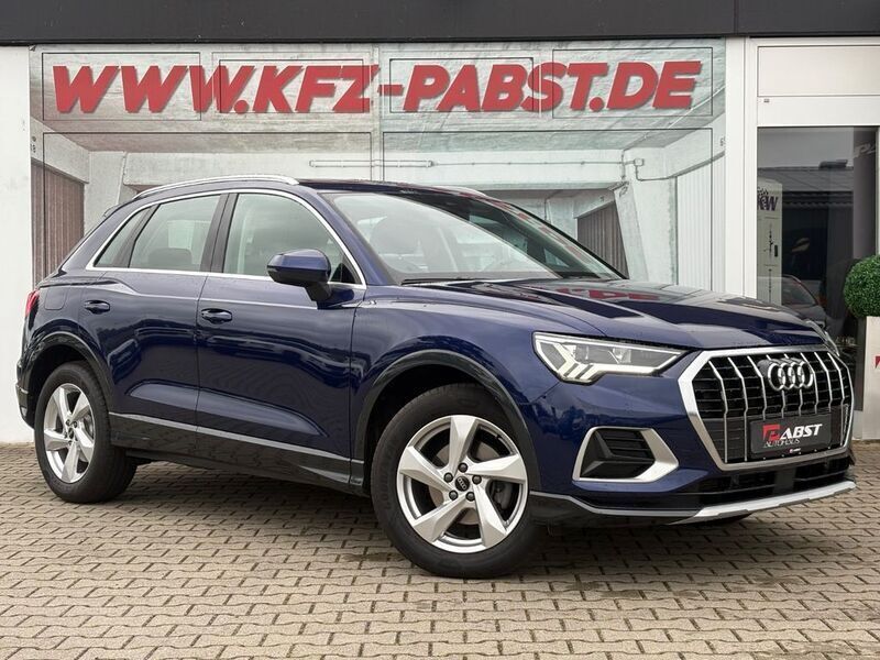 Blau Gebraucht 2023 Audi Q3 Advanced SUV | 31.990 € (Superpreis) - Bild 1/4