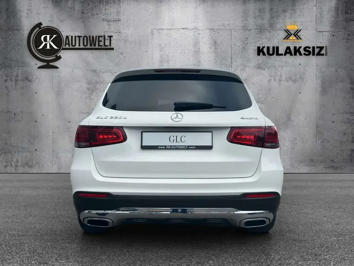 Gebraucht Mercedes GLC220 194 PS (142 kW) 2019 Weiß SUV