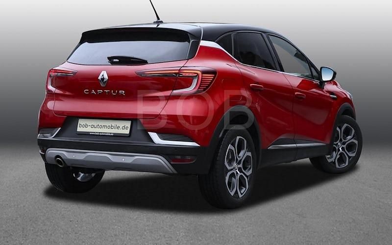 Gebraucht Renault Captur Intens 158 PS (116 kW) 2022 Dezirrot, dach blac (rot) SUV