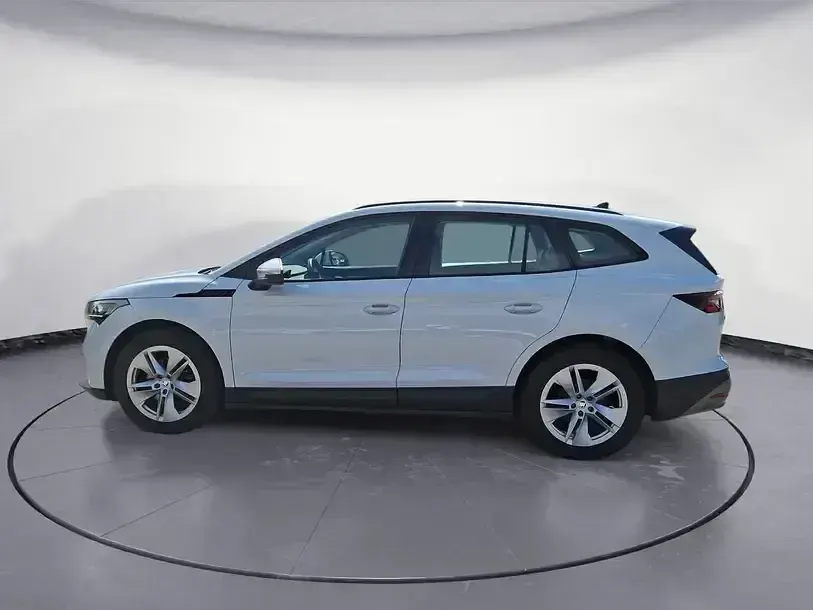 Gebraucht Skoda Enyaq iV Loft 132 kW (180 PS) 2023 Weiß SUV