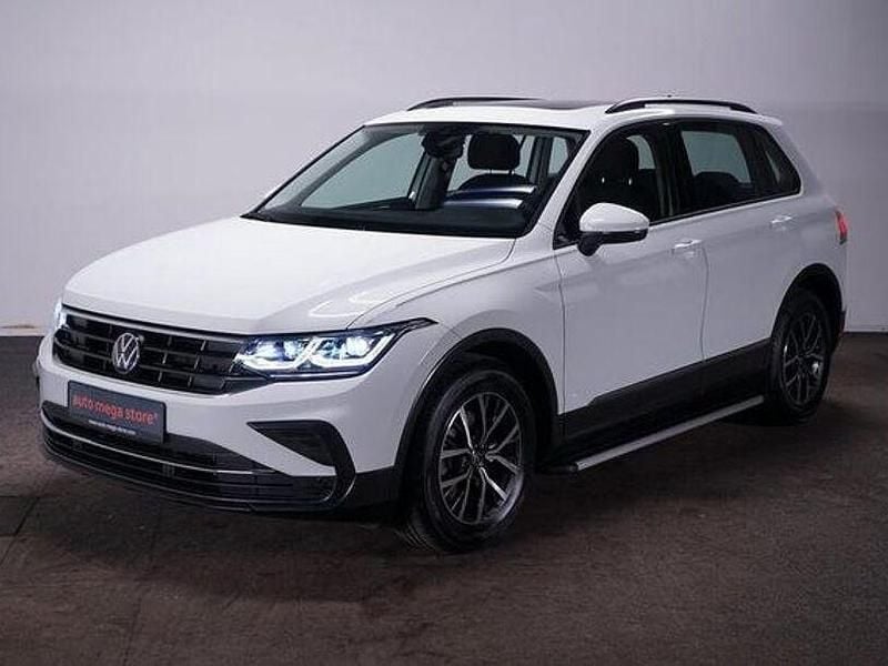 Weiß Gebraucht 2023 VW Tiguan Life SUV | 30.349 € (Guter Preis) - Bild 1/4