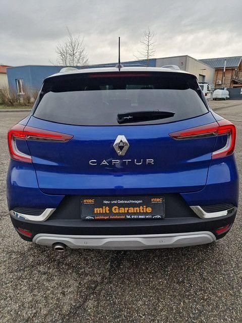 Gebraucht Renault Captur Intens 140 PS (102 kW) 2021 Blau SUV