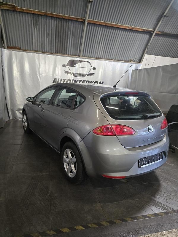 Gebraucht Seat Leon 105 PS (77 kW) 2008 Grau Kleinwagen