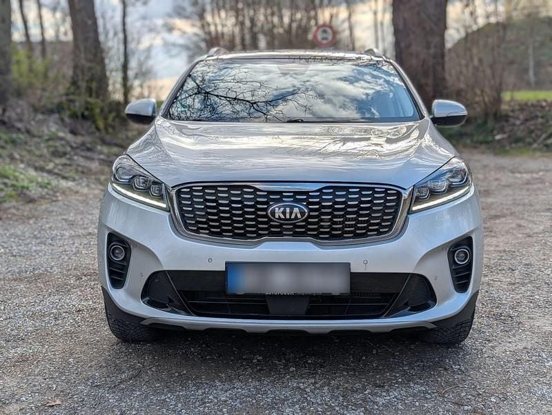Gebraucht Kia Sorento 200 PS (147 kW) 2019 Silber SUV