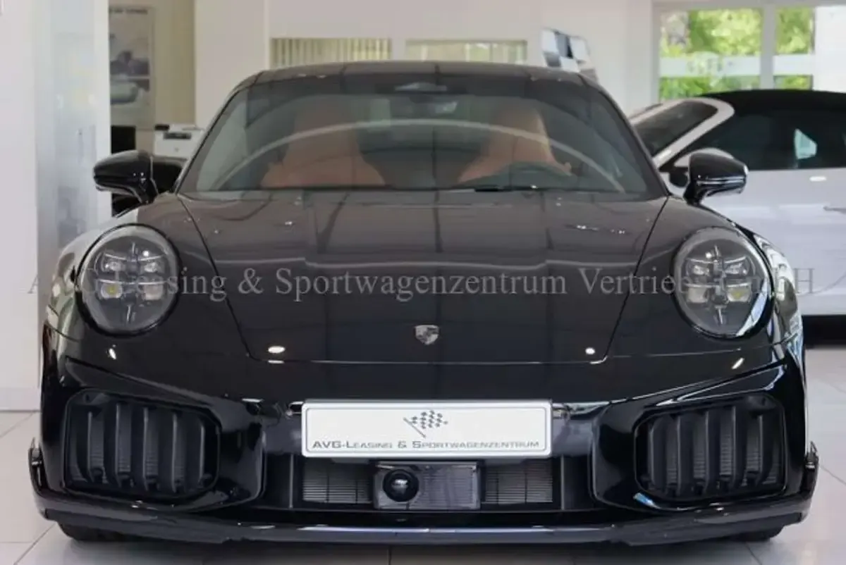 Neu Porsche 992 711 PS (522 kW) 2026 Glanzschwarz Coupé
