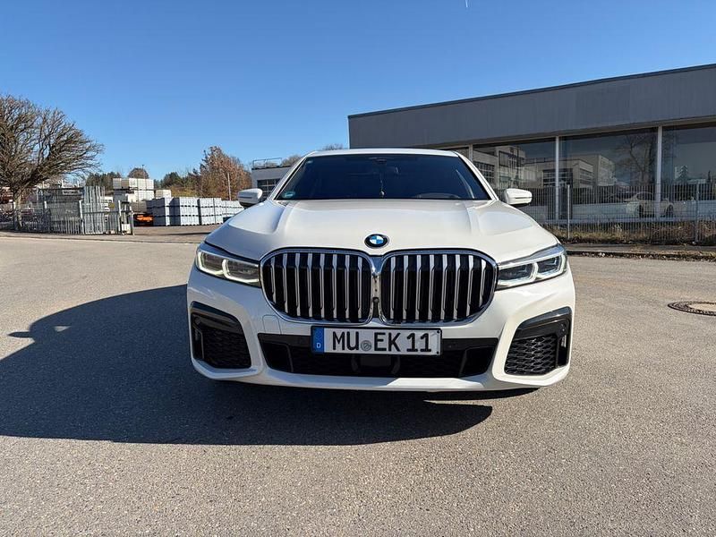Gebraucht BMW 730 Shadowline 265 PS (194 kW) 2019 Weiß Limousine