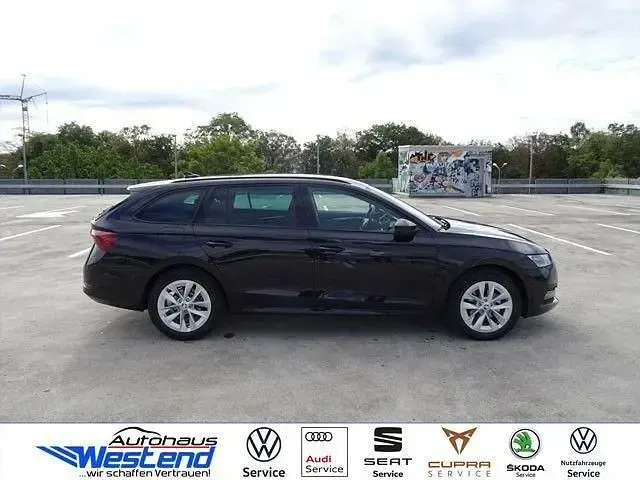 Gebraucht Skoda Octavia Style 150 PS (110 kW) 2023 Schwarz (metallic) Kombi
