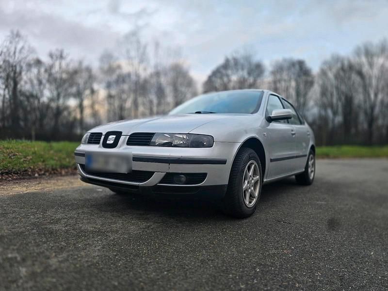 Silber Gebraucht 2002 Seat Toledo Limousine | 2.999 € (Teuer) - Bild 1/4