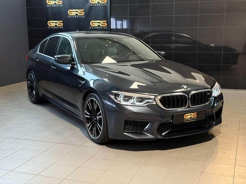 Grau Gebraucht 2019 BMW M5 Performance Limousine | 63.500 € (Guter Preis) - Bild 1/4