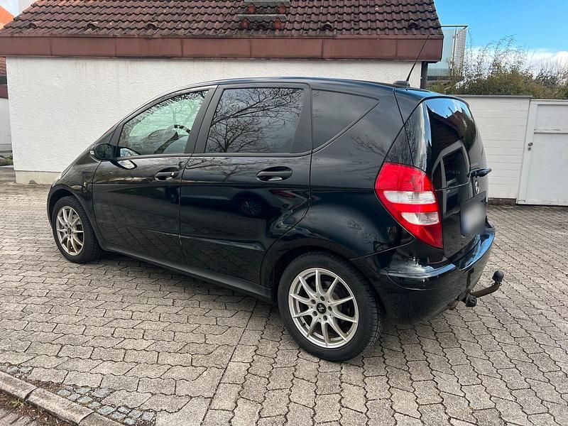 Second-hand Mercedes A160 2008 Negru Hatchback