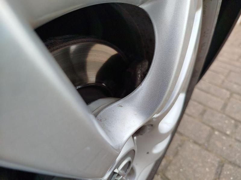 Gebraucht Opel Corsa Color Edition 86 PS (63 kW) 2012 Grau Kleinwagen