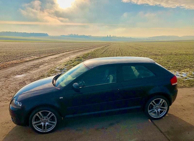 Schwarz Gebraucht 2007 Audi A3 Limousine | 3.200 € (Guter Preis) - Bild 1/4