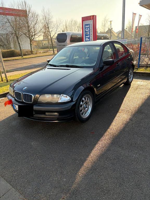 Gebraucht BMW 318 118 PS (86 kW) 2000 Schwarz Limousine