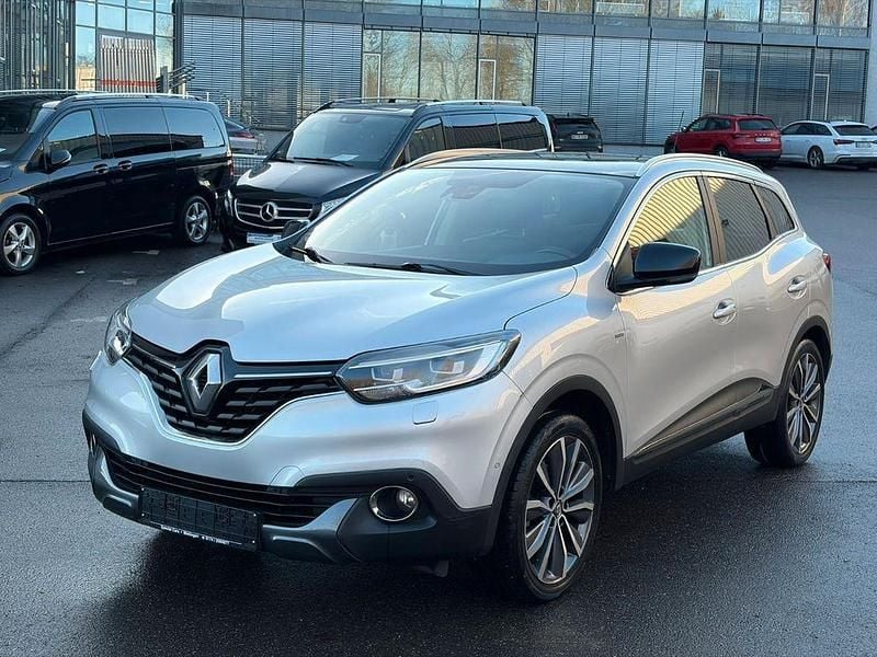 Grau Gebraucht 2017 Renault Kadjar Bose Edition SUV | 10.500 € (Superpreis) - Bild 1/4