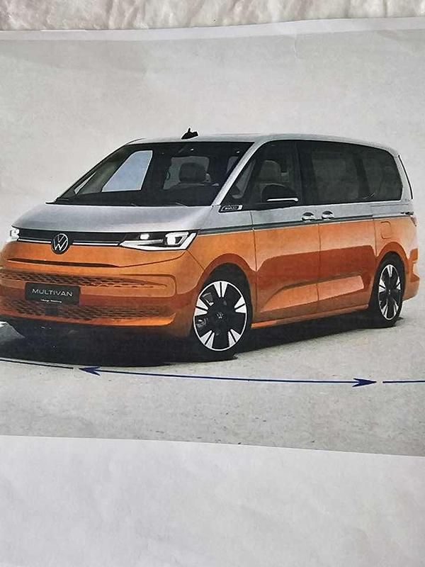Gebraucht VW Multivan Goal 204 PS (150 kW) 2025 Orange Van