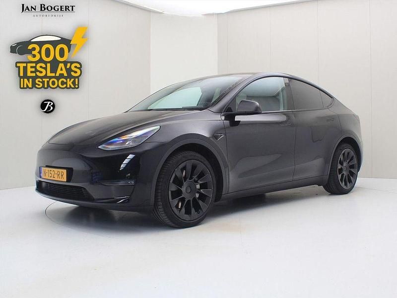 Schwarz Gebraucht 2021 Tesla Model Y Long Range AWD SUV | 32.400 € (Fairer Preis) - Bild 1/4