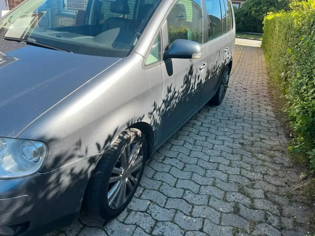 Gebraucht VW Touran 170 PS (125 kW) 2006 Silber Van / Kleinbus