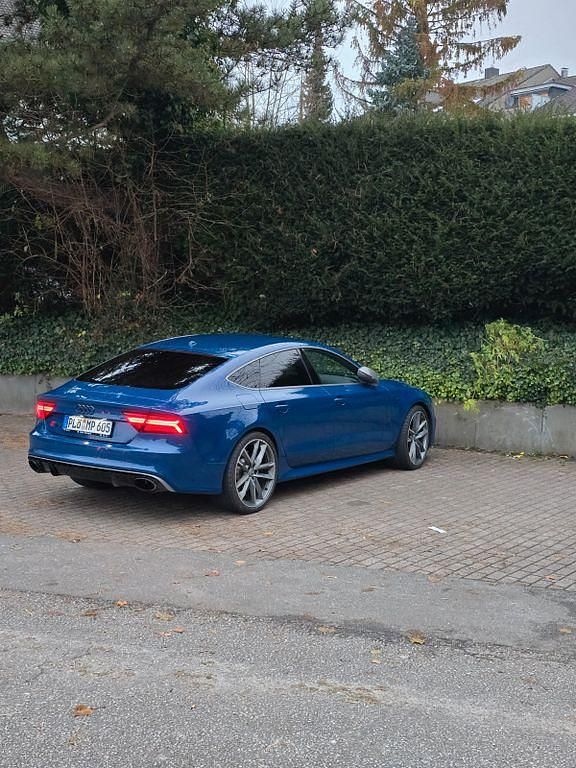Gebraucht Audi RS7 Ambiente 605 PS (444 kW) 2017 Blau Kleinwagen