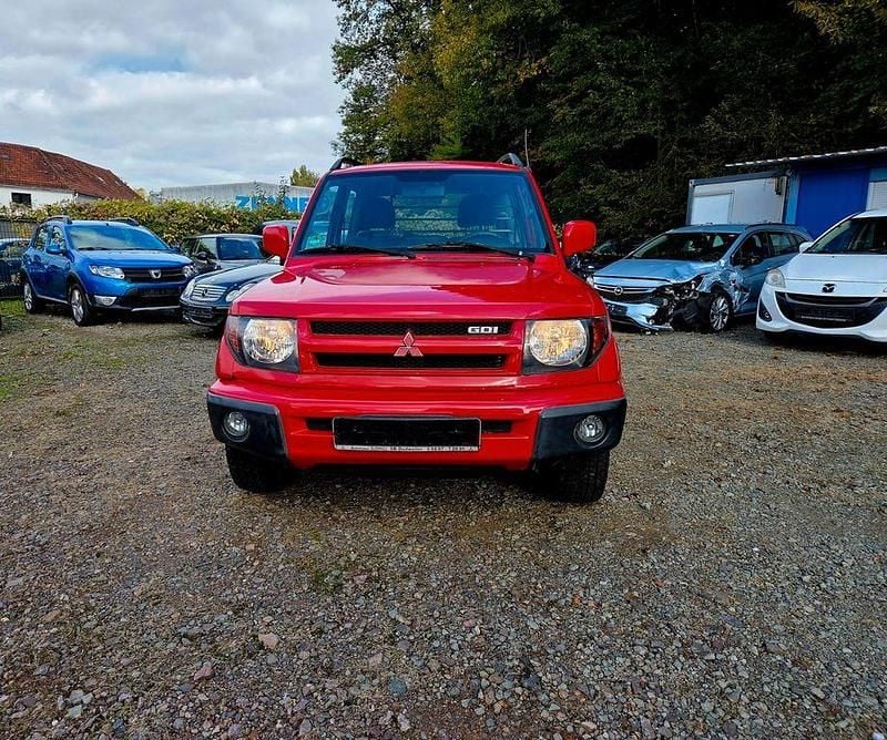 Rot Gebraucht 2000 Mitsubishi Pajero Comfort Edition SUV | 990 € (Superpreis) - Bild 1/4