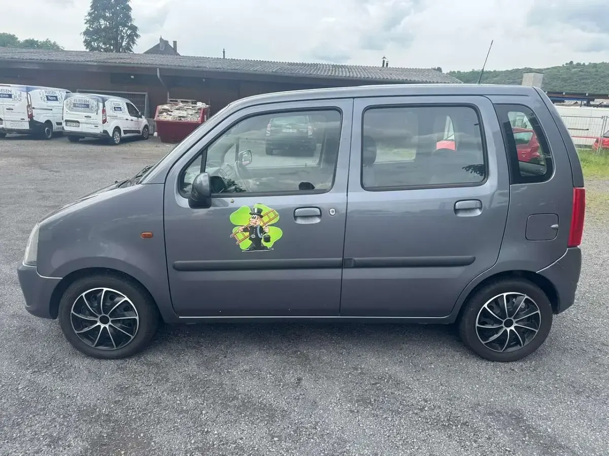 Gebraucht Opel Agila Edition 80 PS (58 kW) 2006 Moonlandgrau m2 Kleinwagen