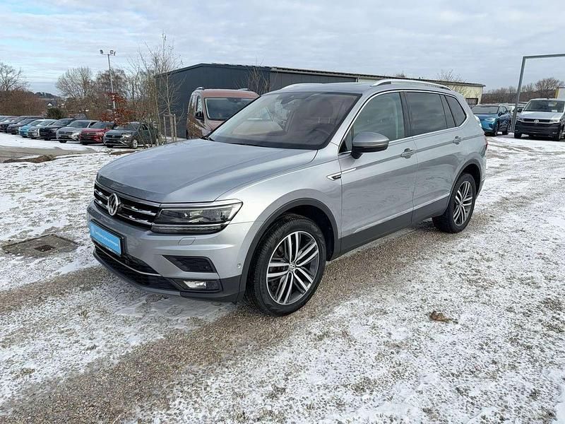Gebraucht VW Tiguan Allspace Highline 200 PS (147 kW) 2021 Pyritsilber SUV