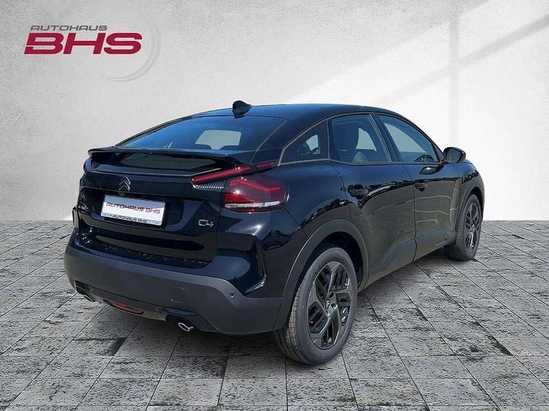 Neu Citroën C4 PureTech 131 PS (96 kW) 2025 Perla nera schwarz (schwarz) Limousine