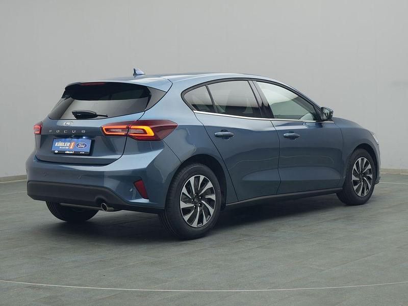 Neu Ford Focus Titanium X 125 PS (91 kW) 2025 Blau Limousine