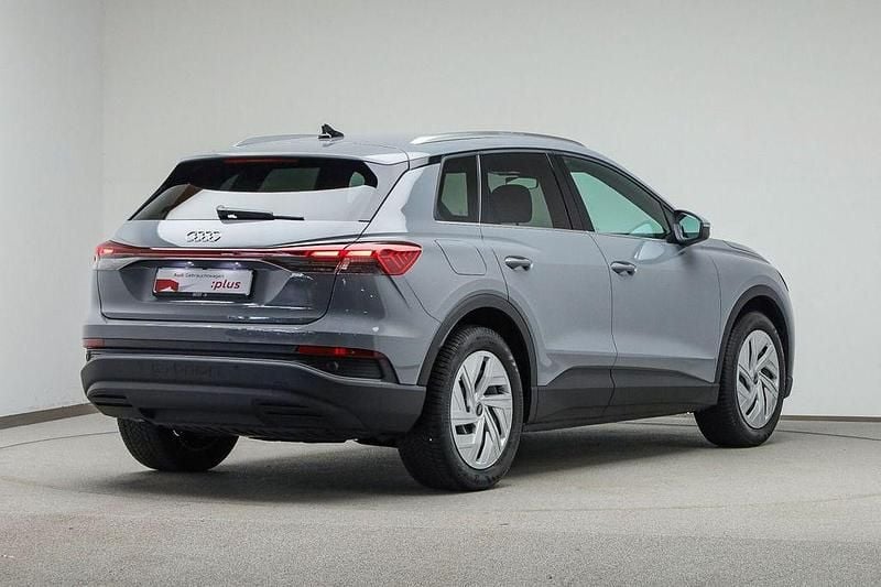 Gebraucht Audi Q4 e-tron Comfort 125 kW (170 PS) 2022 Grau SUV