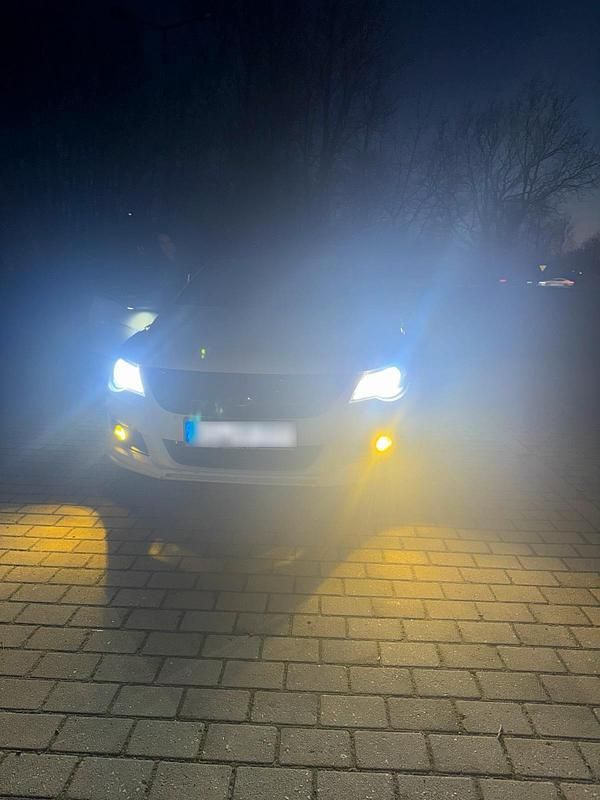 Gebraucht VW Passat R-line 170 PS (125 kW) 2011 Limousine