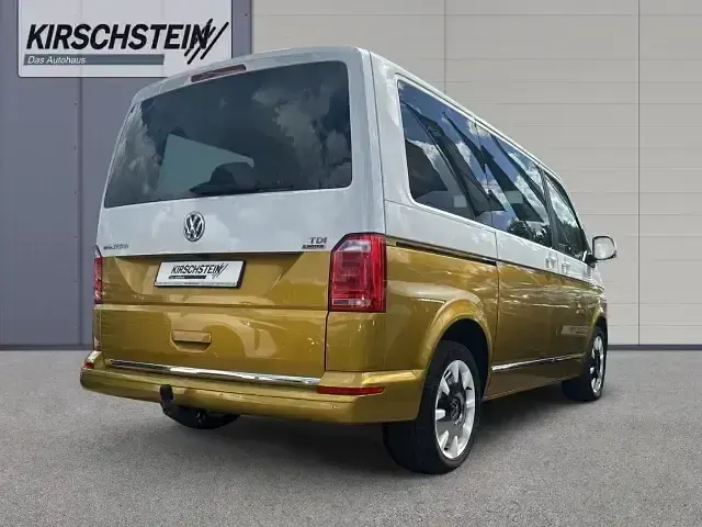 Gebraucht VW Multivan 204 PS (150 kW) 2017 Weiss Van / Kleinbus