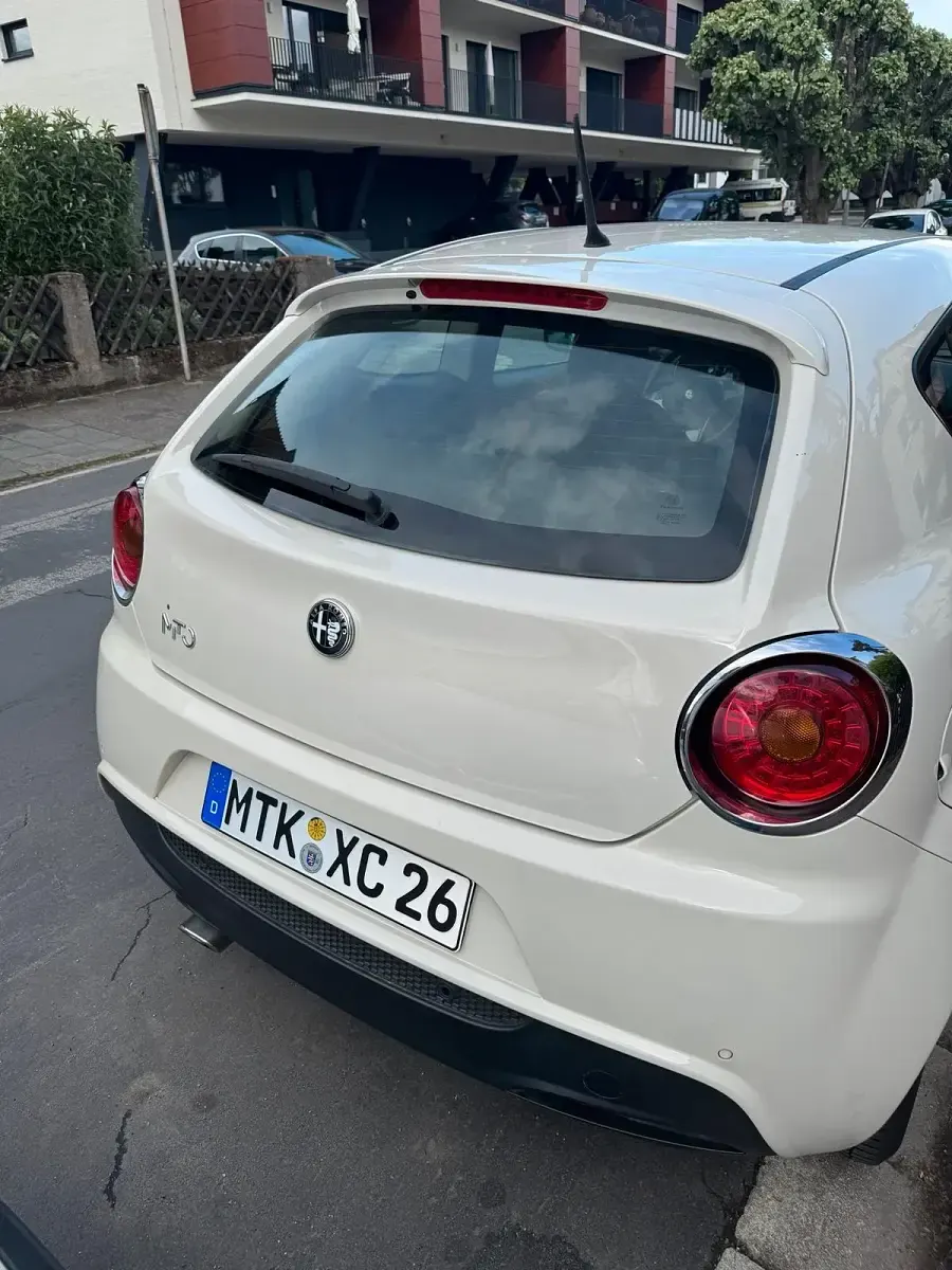Brugt Alfa Romeo MiTo 105 HK (77 kW) 2011 Hvid Hatchback