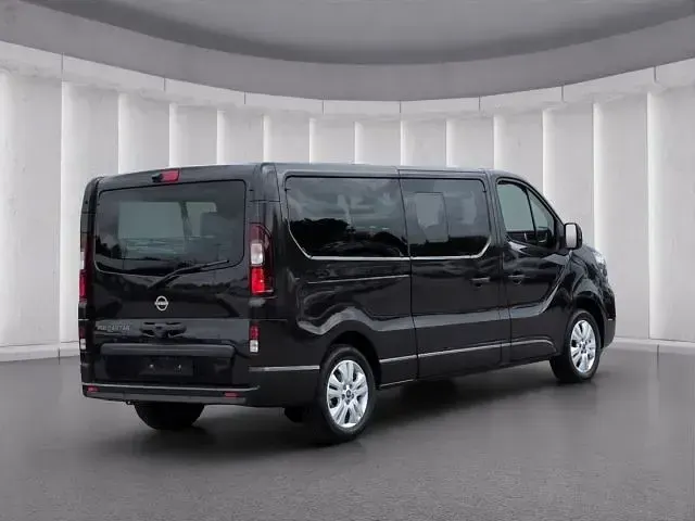 Gebraucht Nissan Primastar Tekna 170 PS (125 kW) 2025 Schwarz Van / Kleinbus