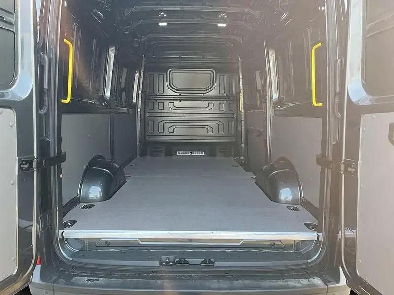 Neu VW Crafter 163 PS (119 kW) 2026 Grau Van
