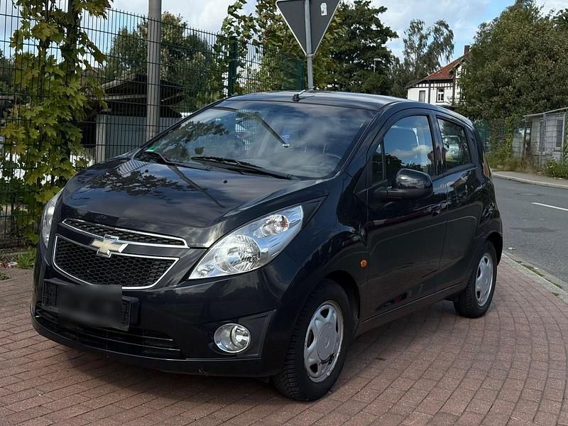 Schwarz Gebraucht 2010 Chevrolet Spark Kleinwagen | 2.400 € - Bild 1/4