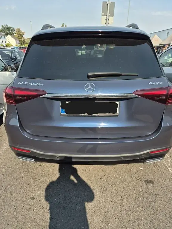Gebraucht Mercedes GLE450 367 PS (269 kW) 2023 Blau SUV