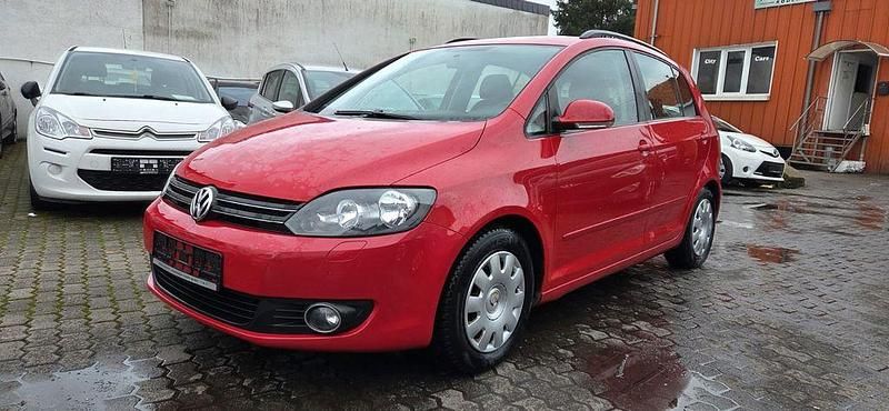 Gebraucht VW Golf VI Comfortline 102 PS (75 kW) 2010 Rot Kleinwagen
