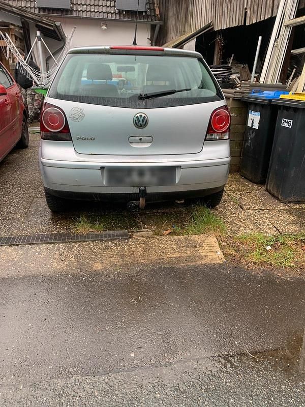 Gebraucht VW Polo 80 PS (58 kW) 2005 Grau Kleinwagen