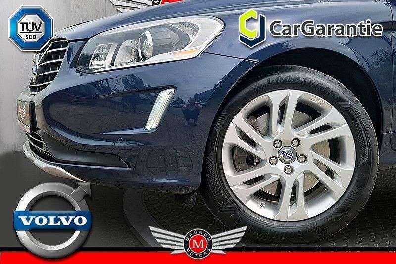 Caspian blue Gebraucht 2014 Volvo XC60 Momentum SUV | 14.490 € (Guter Preis) - Bild 1/4