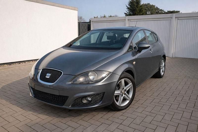 Gebraucht Seat Leon 125 PS (91 kW) 2012 Grau Limousine