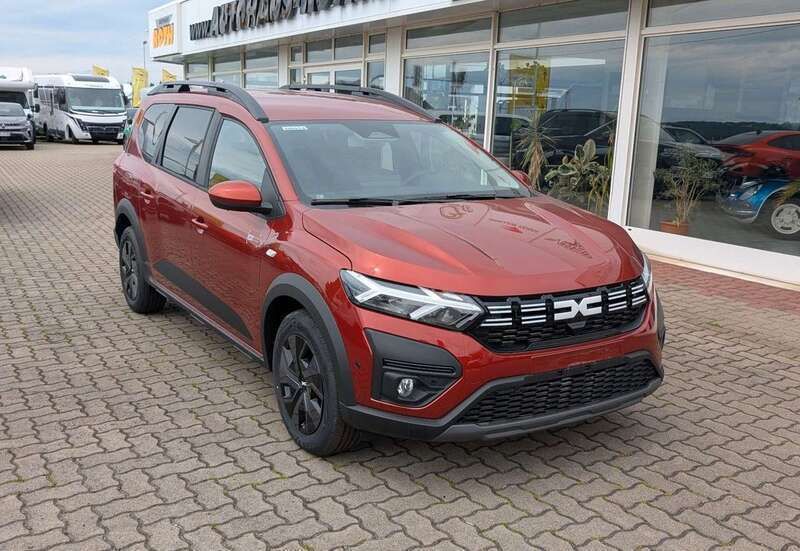 Terracottabraun Neu 2025 Dacia Jogger Expression Kombi | 20.350 € (Guter Preis) - Bild 1/4