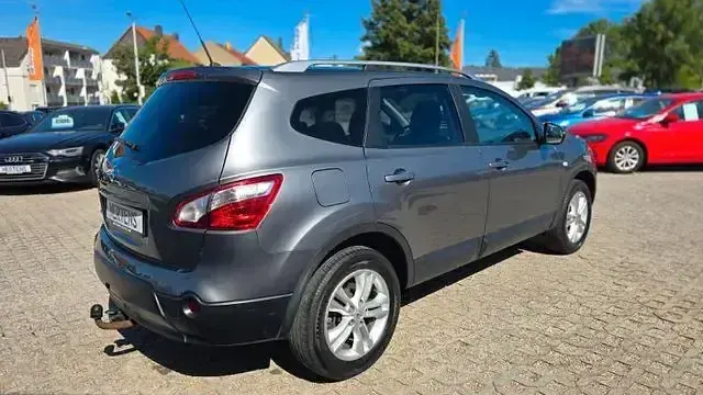 Gebraucht Nissan Qashqai +2 Acenta 141 PS (103 kW) 2013 Grau SUV