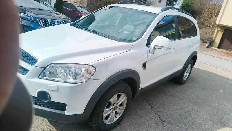 Gebraucht Chevrolet Captiva 150 PS (110 kW) 2010 Weiß SUV