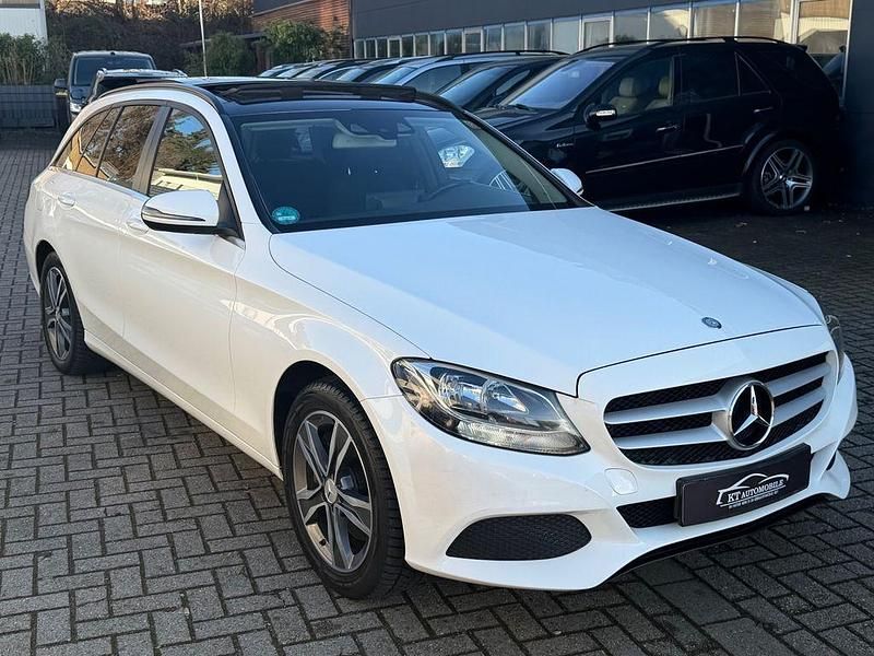 Gebraucht Mercedes C300e 204 PS (150 kW) 2017 Weiß Kombi